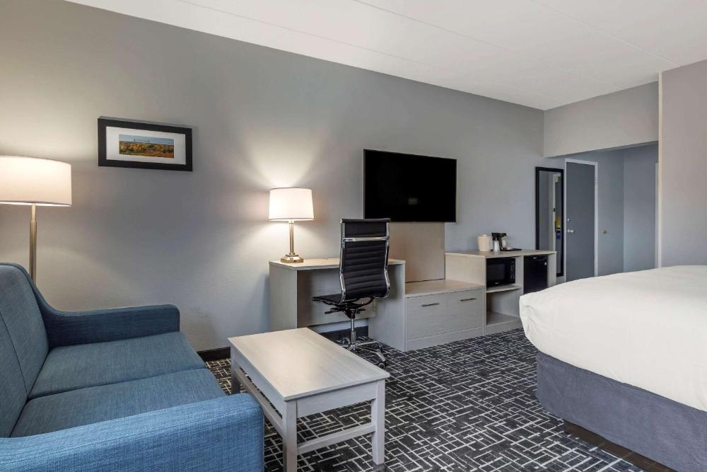 Comfort Inn Hyannis - Cape Cod